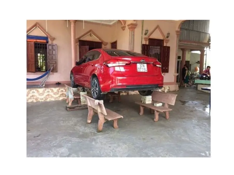 chống lũ cho xe ô tô